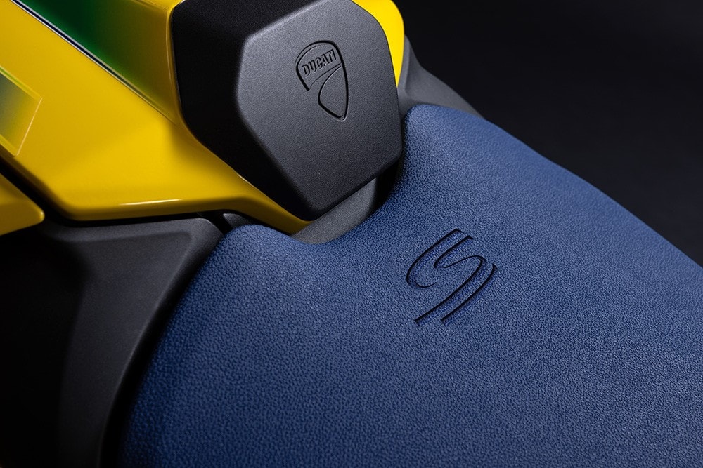 Ducati Monster Senna: tutte le immagini